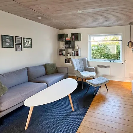 Ferienhaus 2 Bedroom Gorgeous In *